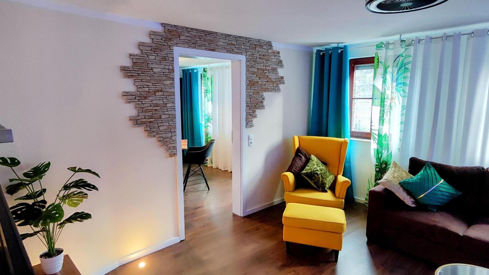 Apartmán Direkt Am Rhein Mit Burgblick Nahe Rheinsteig Bis 8 Personen, 2 Baeder, 4 Zimmer, Kueche, Netflix Kaub Exteriér fotografie